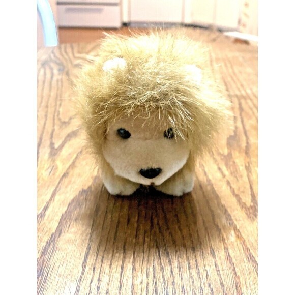 Pier 1 Imports Lion Plush Stuffed Animal 9" - Picture 2 of 10